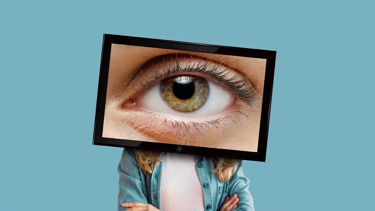 Visual mata seseorang dengan ukuran besar